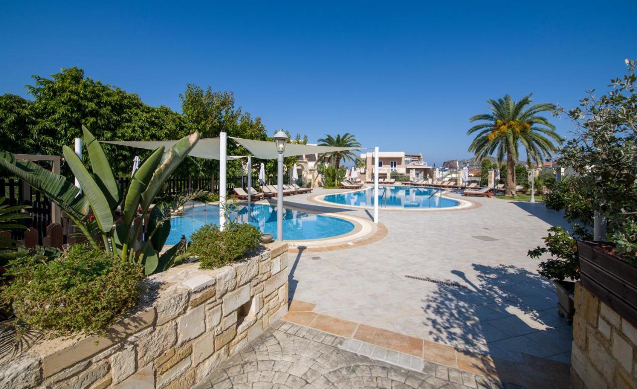 Isida Hotel Agia Marina المظهر الخارجي الصورة