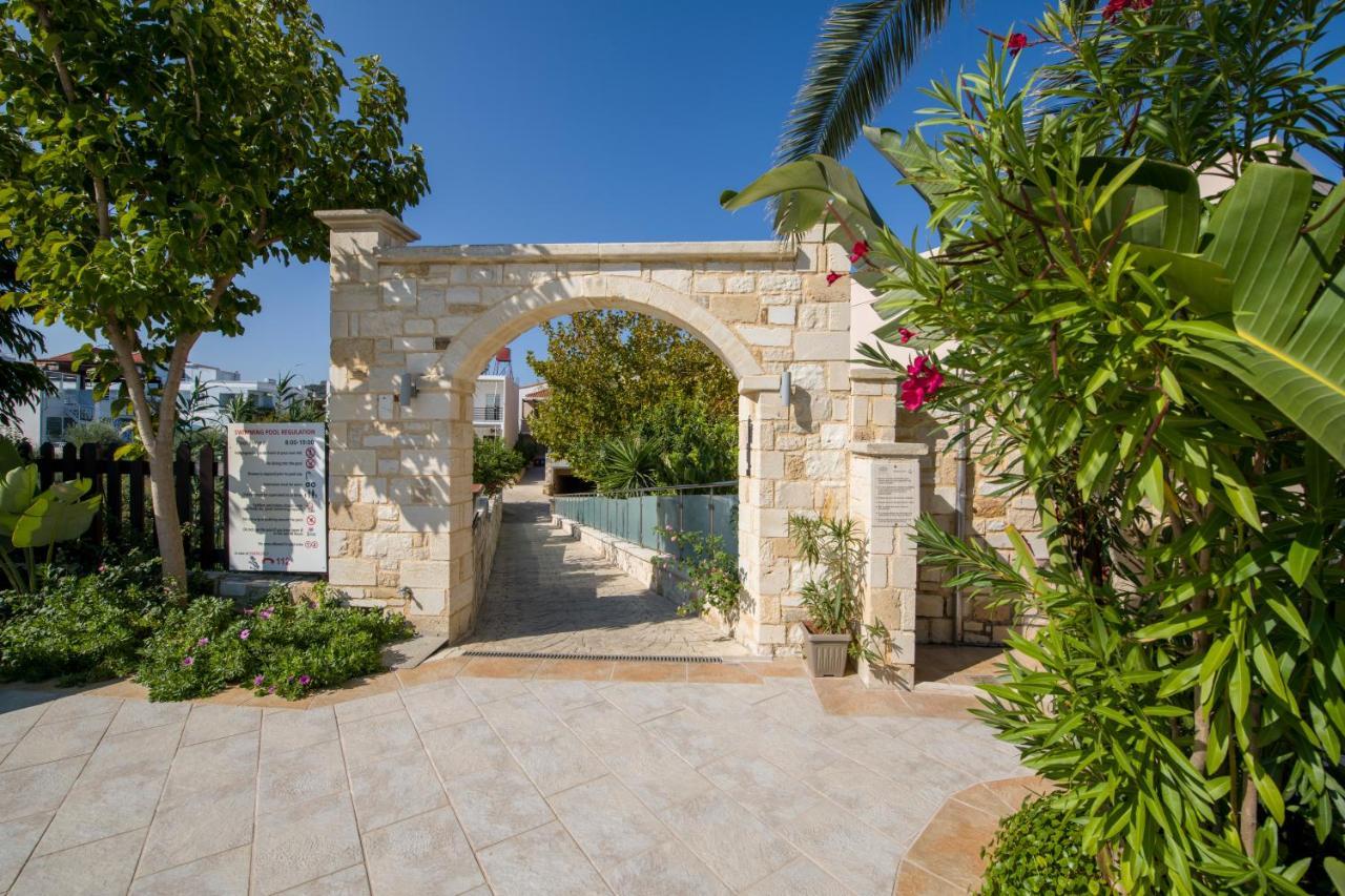 Isida Hotel Agia Marina المظهر الخارجي الصورة