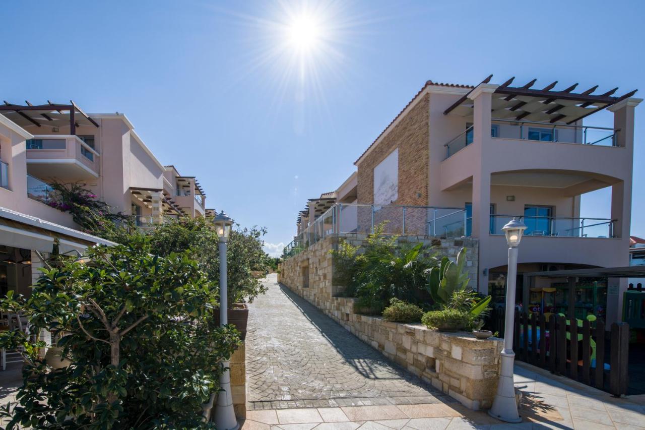 Isida Hotel Agia Marina المظهر الخارجي الصورة