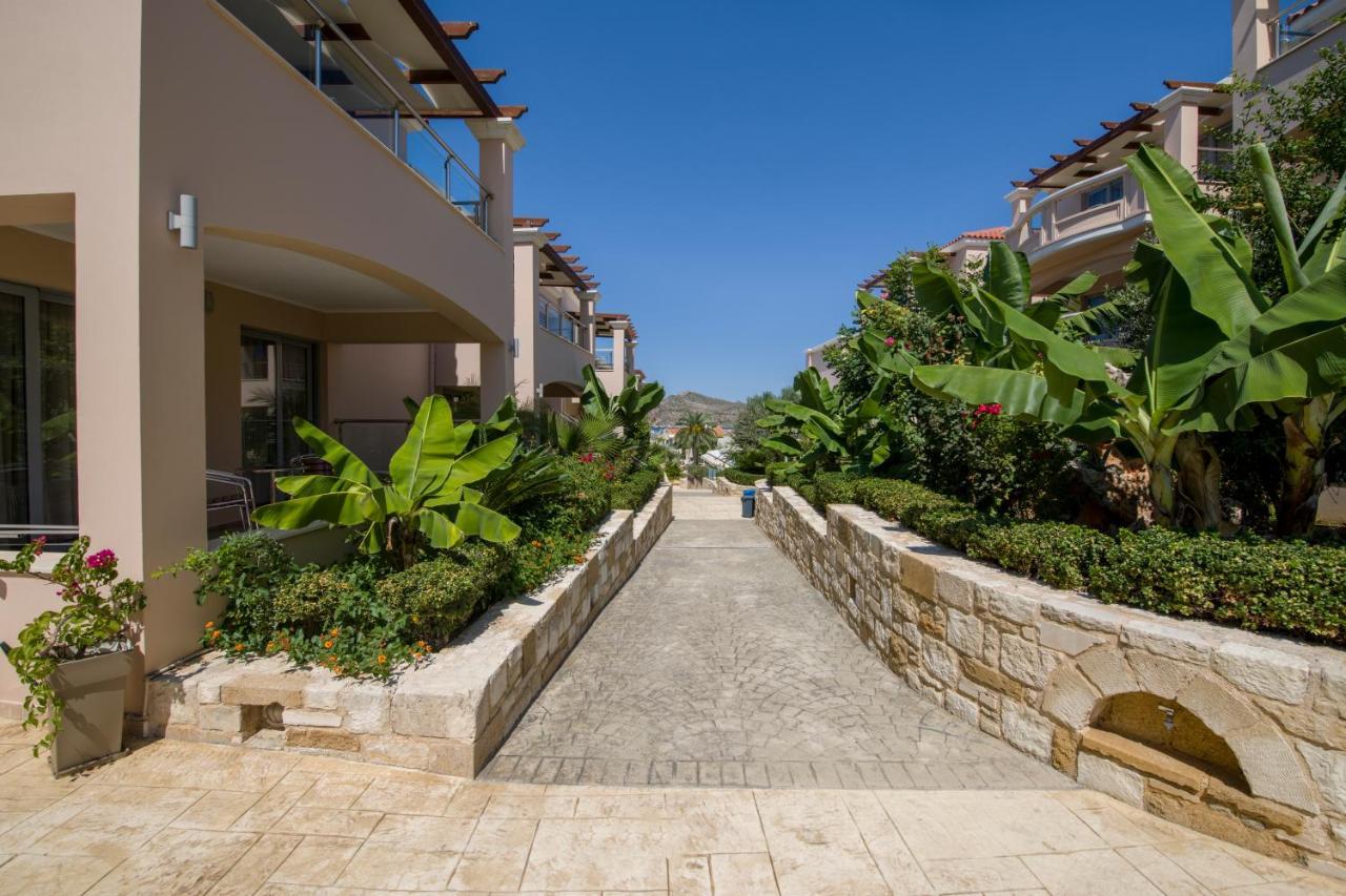 Isida Hotel Agia Marina المظهر الخارجي الصورة