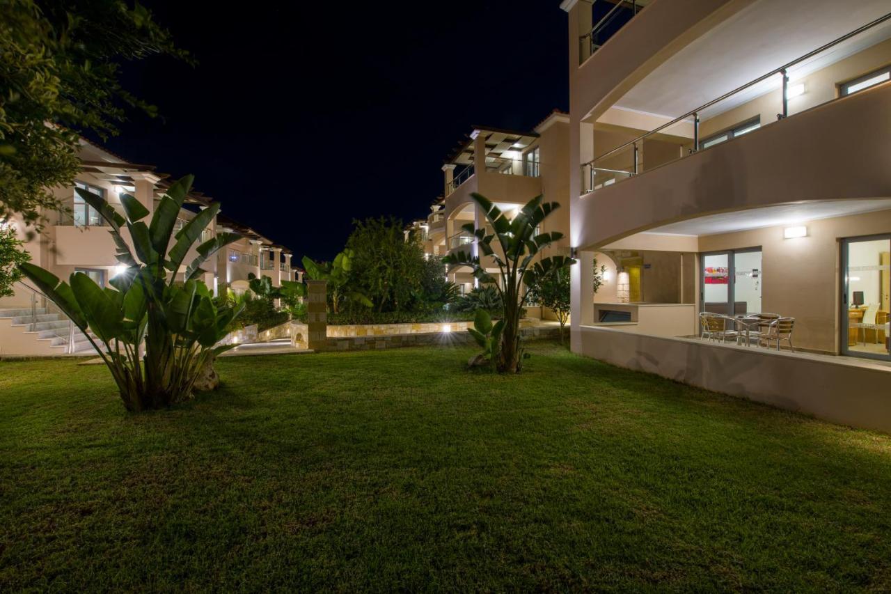 Isida Hotel Agia Marina المظهر الخارجي الصورة