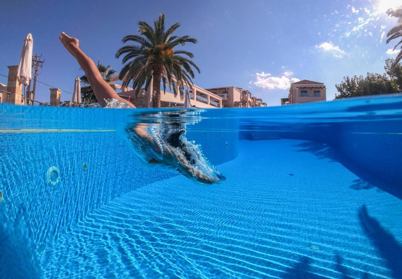 Isida Hotel Agia Marina المظهر الخارجي الصورة